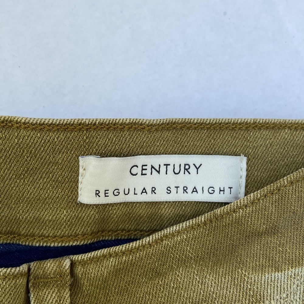 New GUESS Contrast fabric regular fit Jeans - Picture 11 of 12